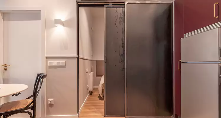 We Fix Closet Sliding Door in Ojus, FL 