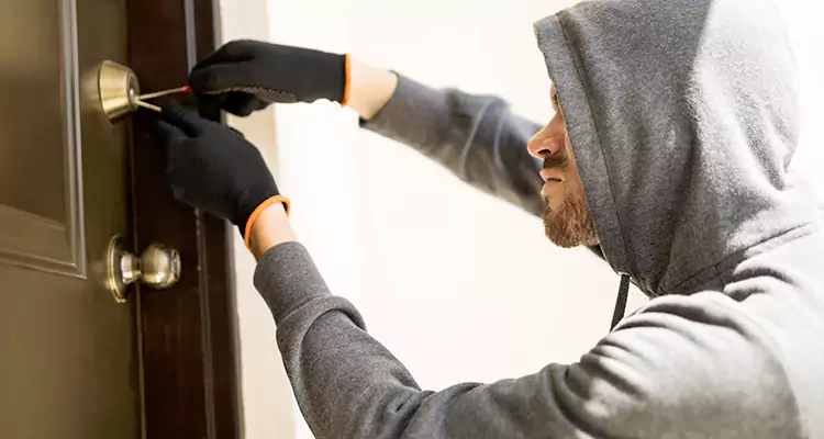 Emergency Motel Lock Repairs—Available 24/7 in Ojus, FL