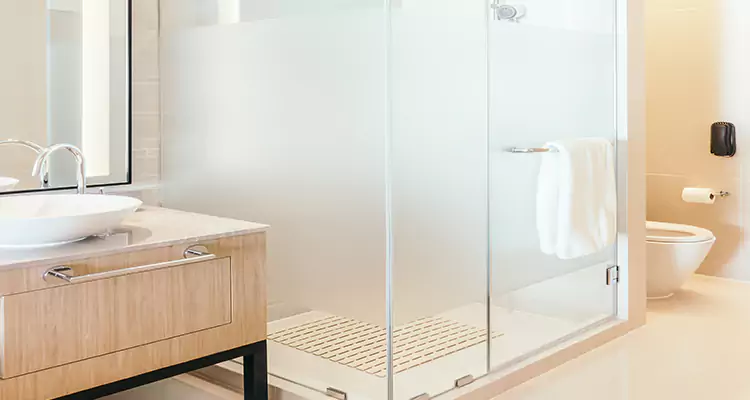 Expert Shower Door Fix and Repair in Ojus, FL